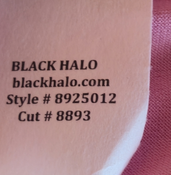 Black Halo Baldwin Ruffle Long Sleeve Gown in Pink Wink. Crepe Gown. Size 8 - Picture 9 of 9